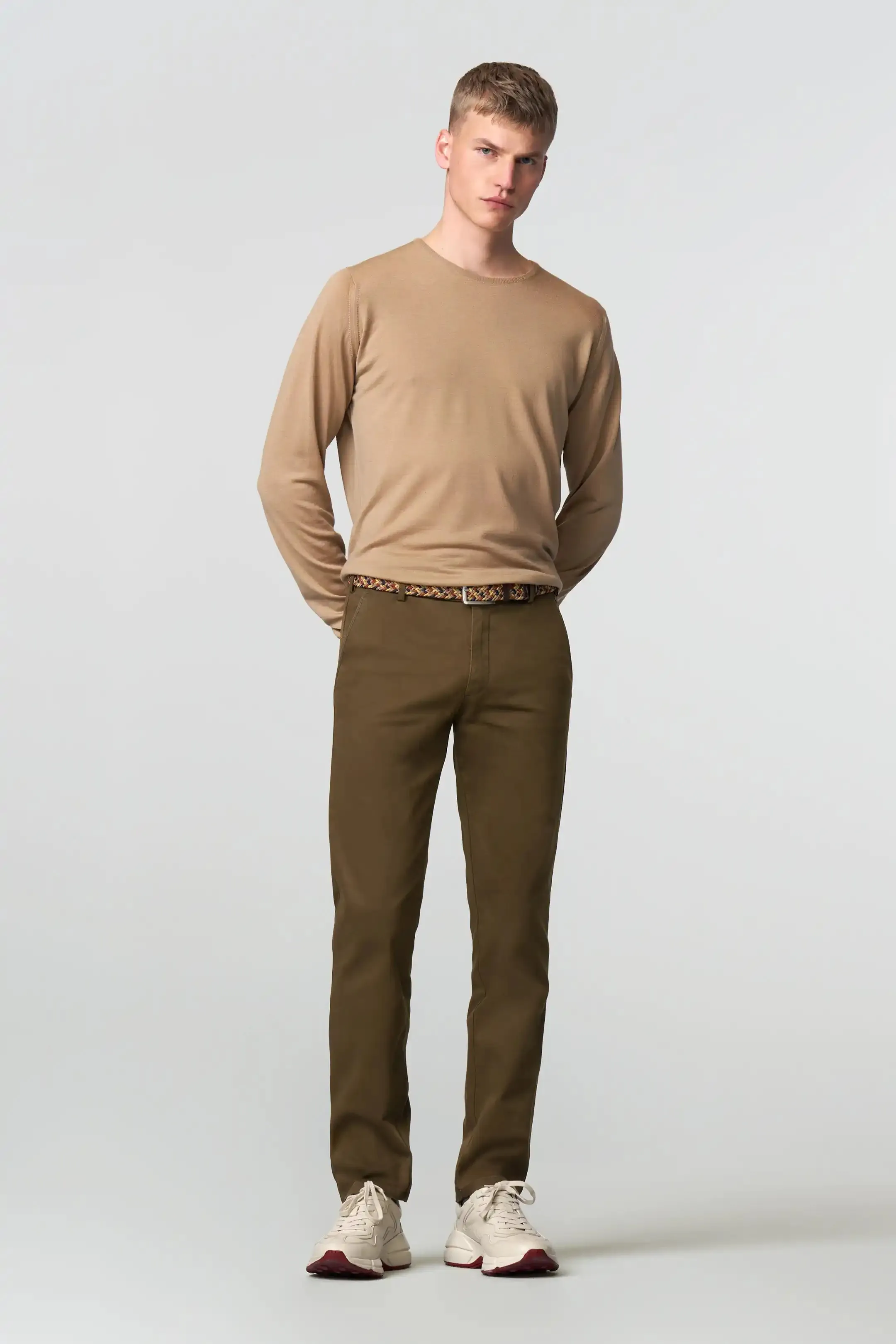 40% OFF - MEYER New York Trousers - 5617 Fine Texture Chinos - Caramel - Size: 34 REG