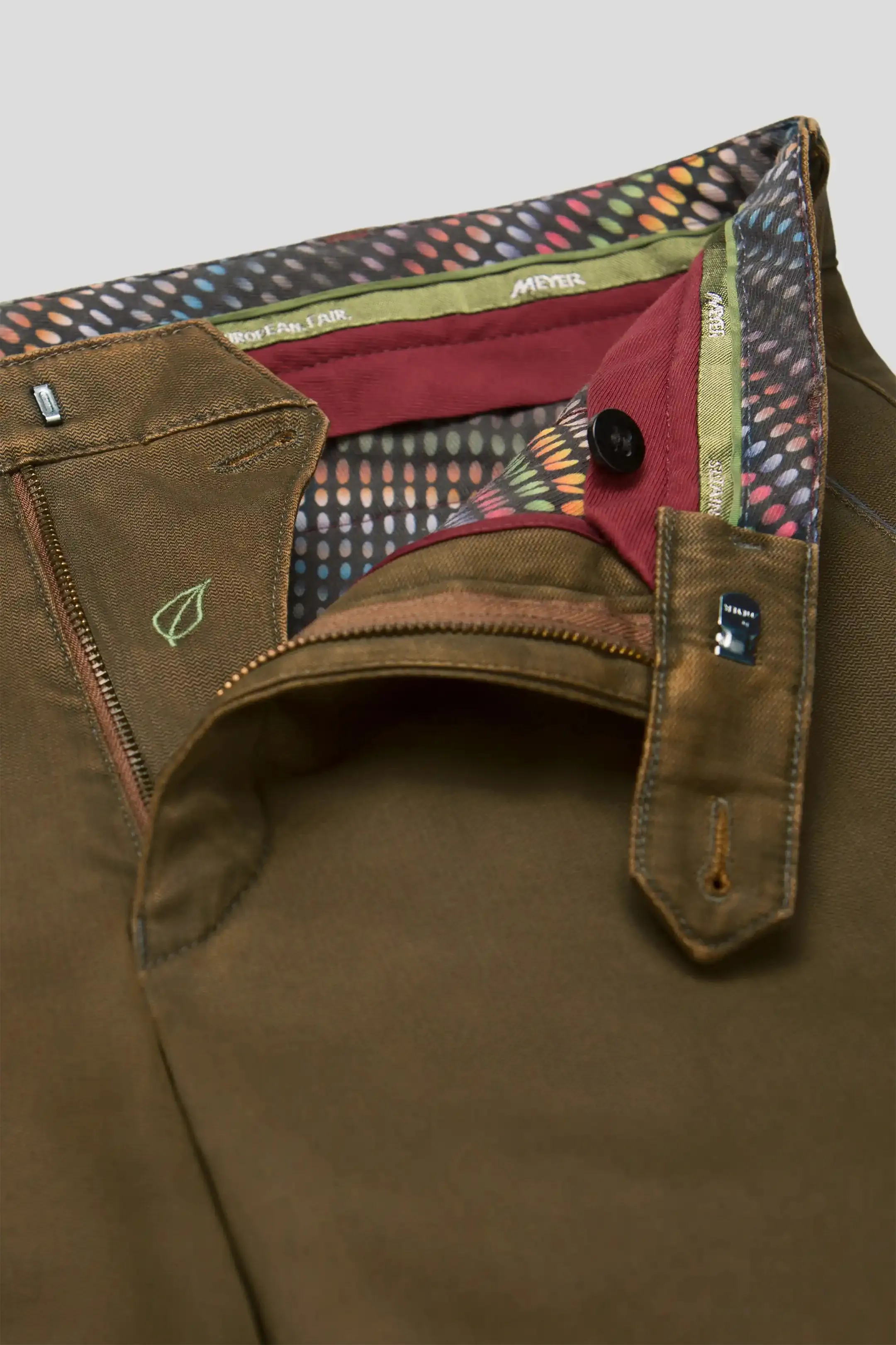 40% OFF - MEYER New York Trousers - 5617 Fine Texture Chinos - Caramel - Size: 34 REG