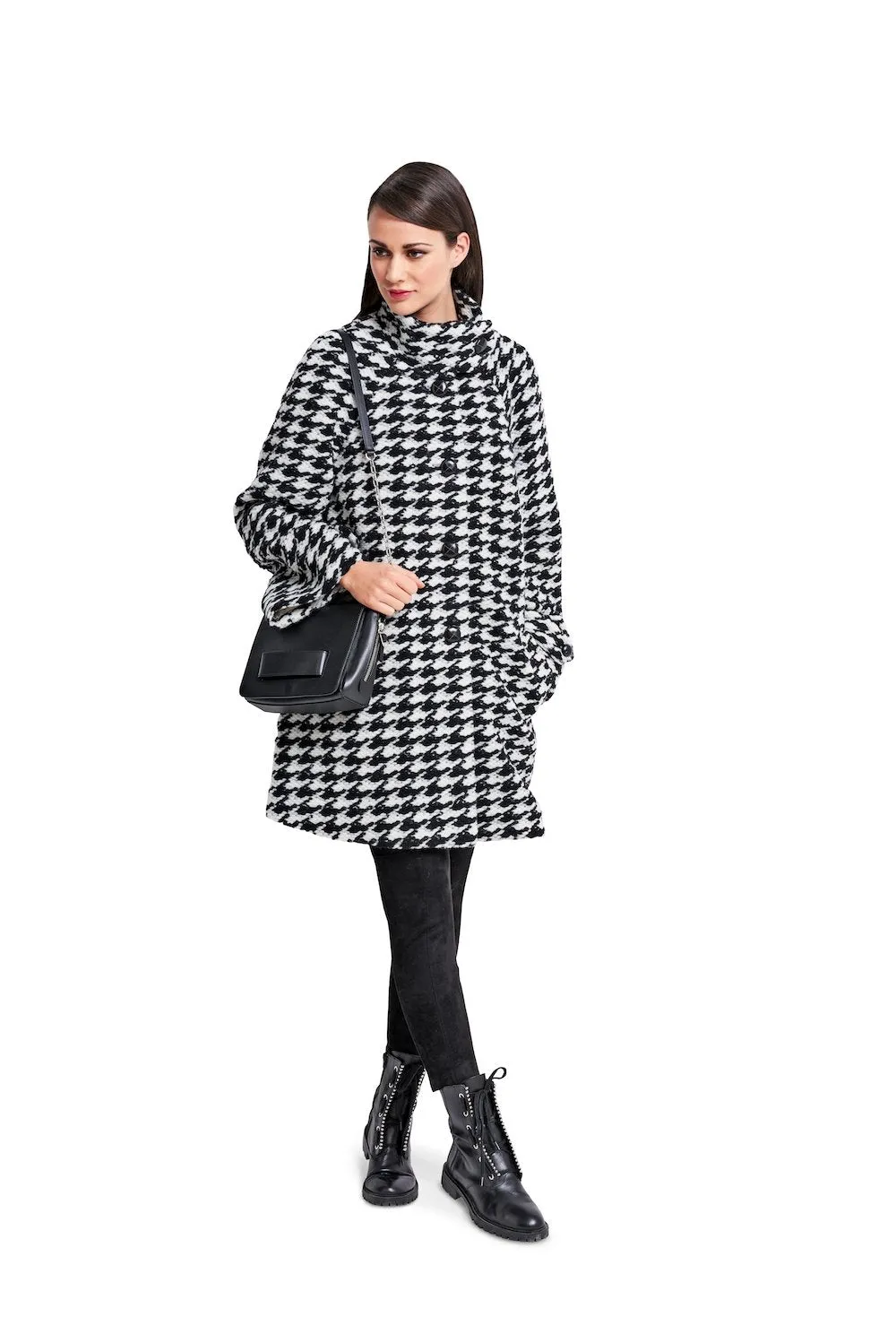Burda Pattern B6372 (8-18)