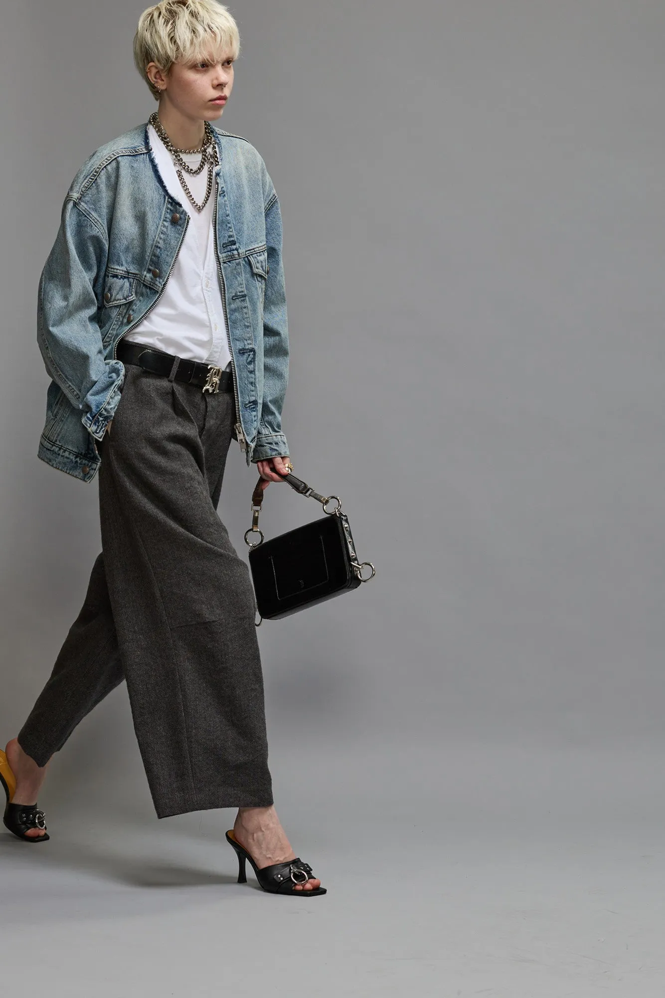 COLLARLESS TRUCKER JACKET - CAXTON BLUE
