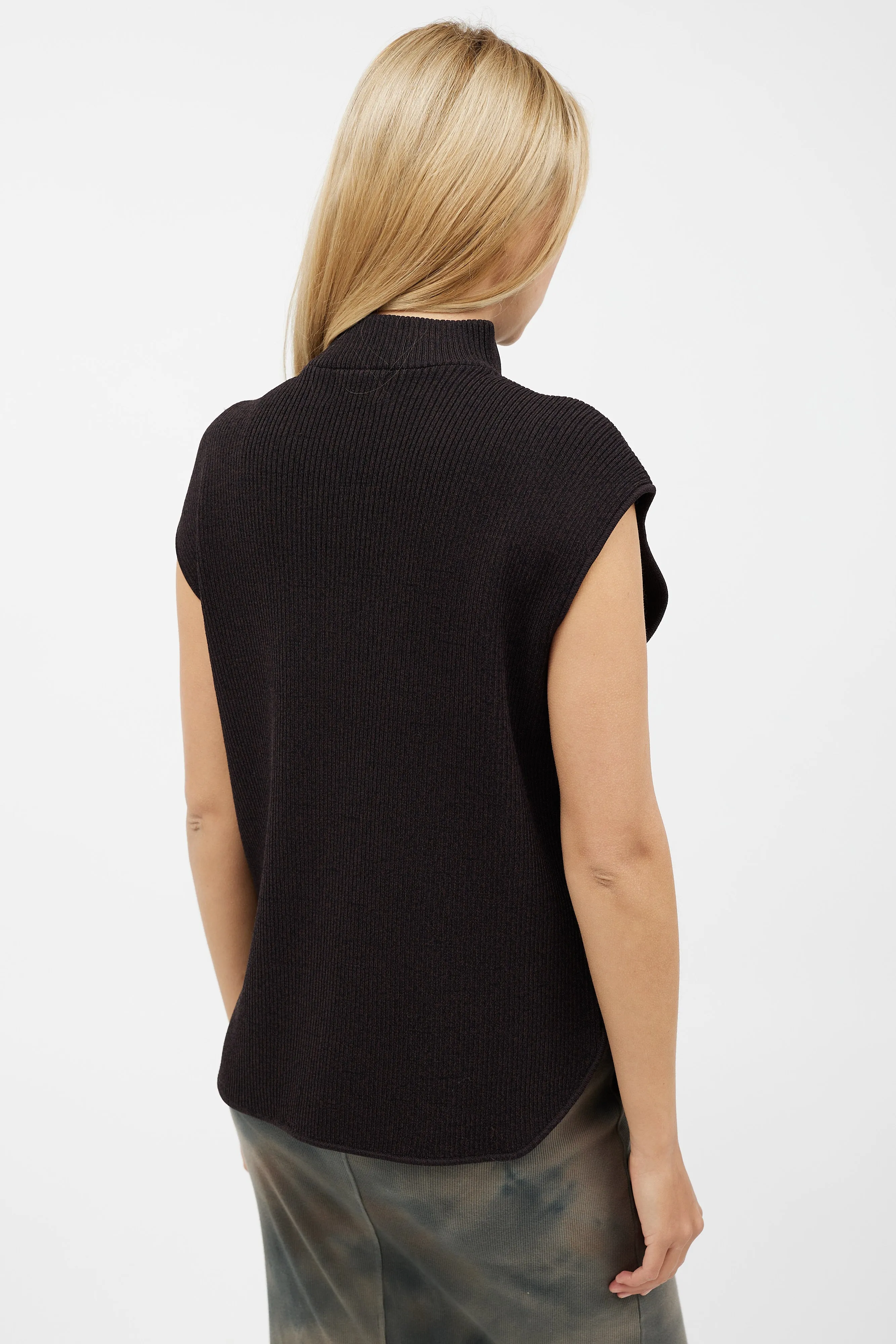 Dark Brown Knit Sleeveless Vest