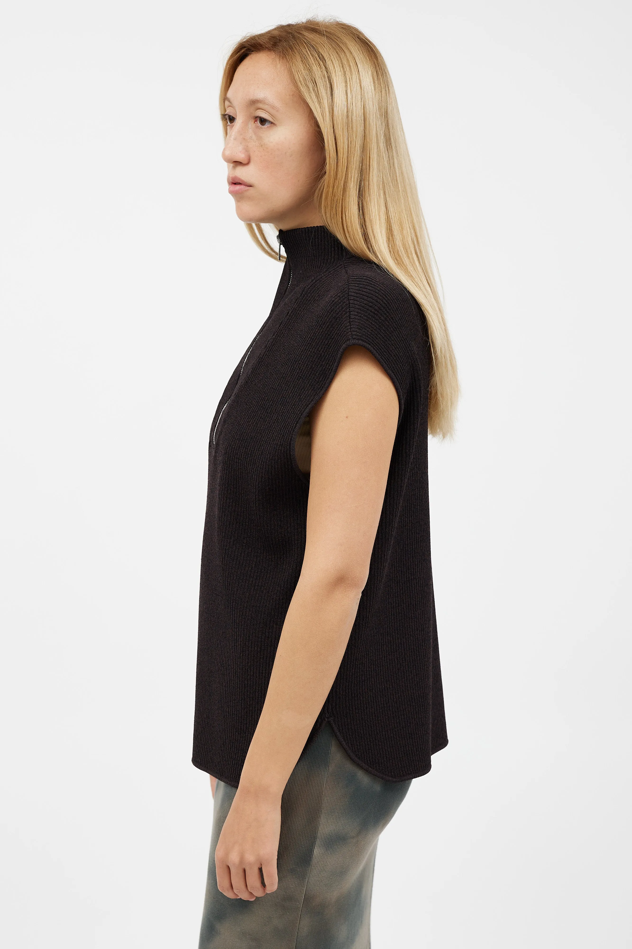 Dark Brown Knit Sleeveless Vest