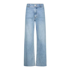KHLOE LIGHT WASH CROPPED FLARE
