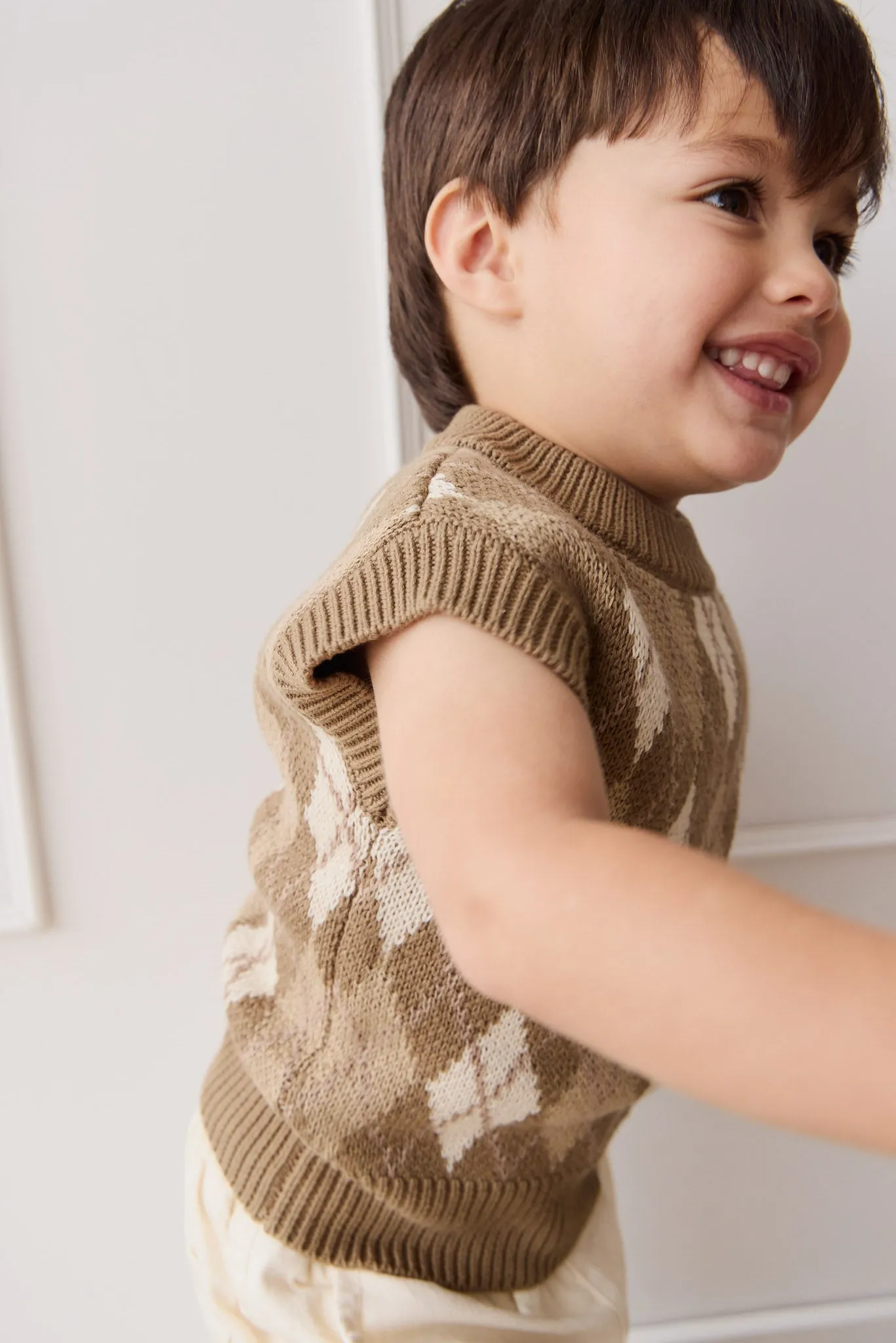 Marcus Knit Vest - Marcus Jacquard Pecan