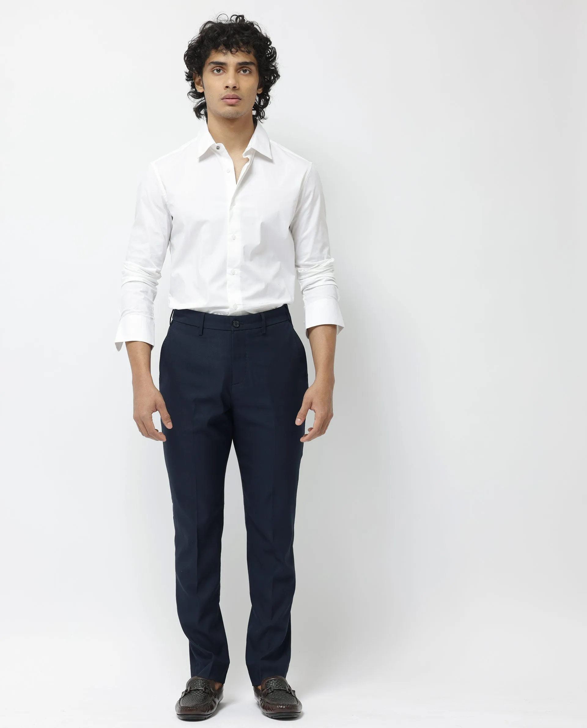 Rare Rabbit Men's Glade-1 Navy Solid Mid-Rise Regular Fit Trousers