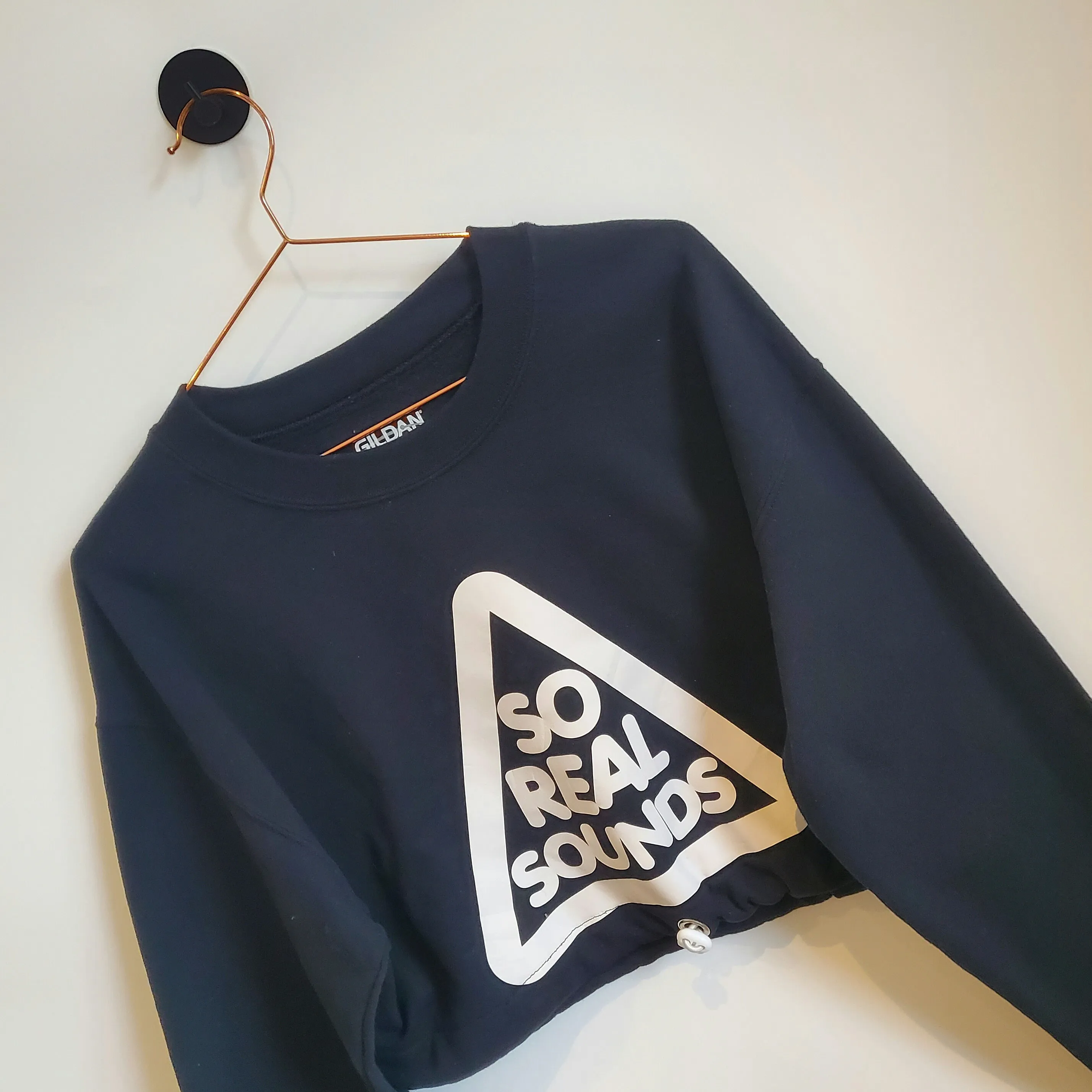 Reworked Y2K Graphic Crop Sweatshirt | Size 12