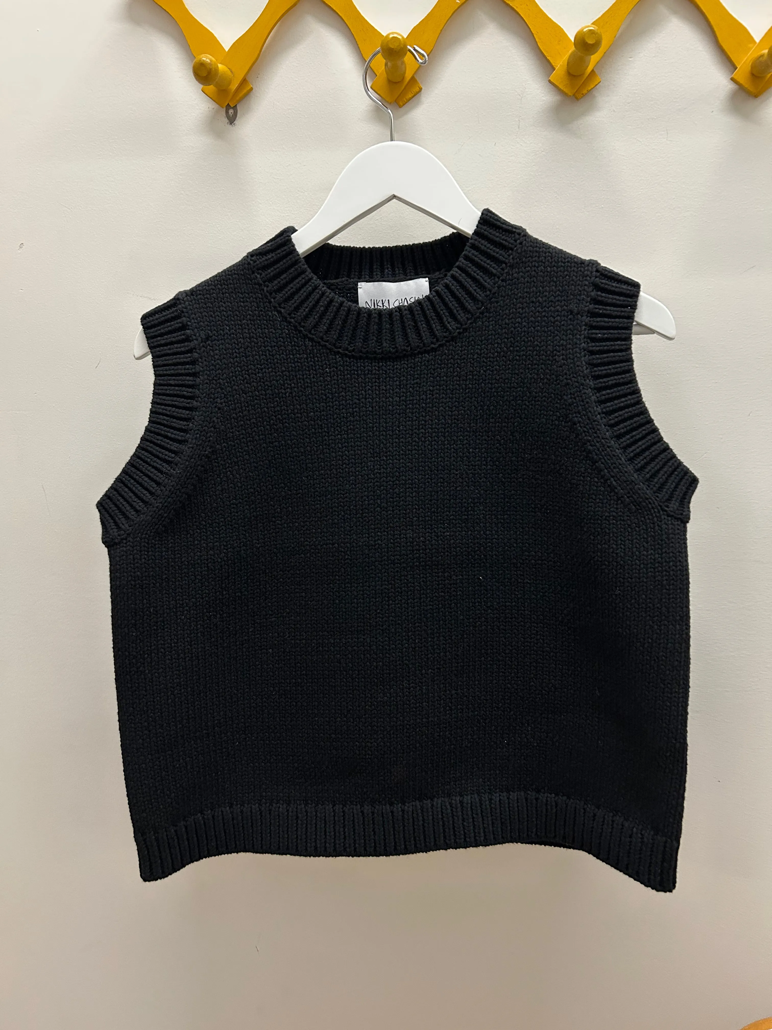 Shape Cotton Vest - Black