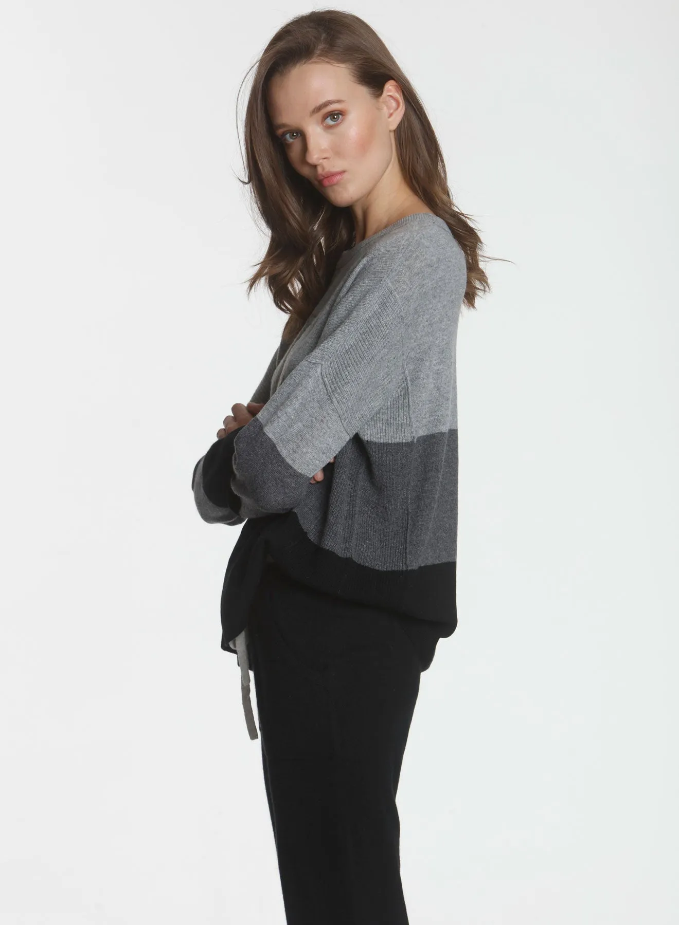 Sunset Wide Scoop - Charcoal/black