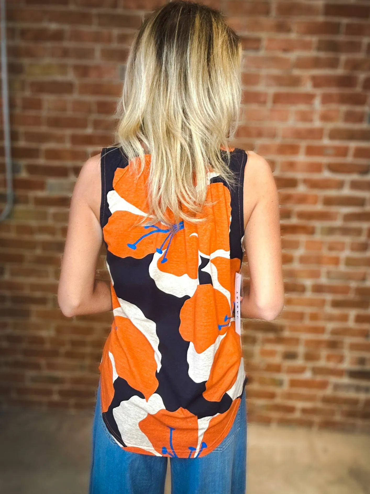 Tribal Sunny Signs Top