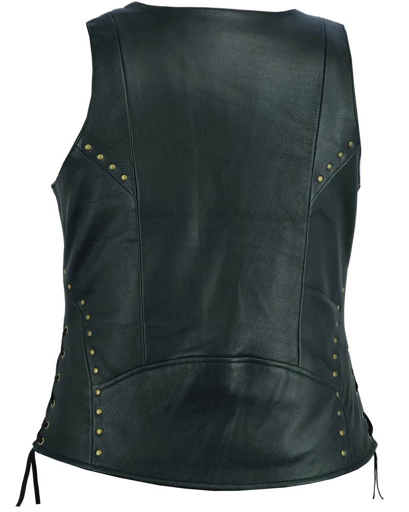 WOMEN’S ZIPPERED VEST STUDS WITH LACING DETAILS